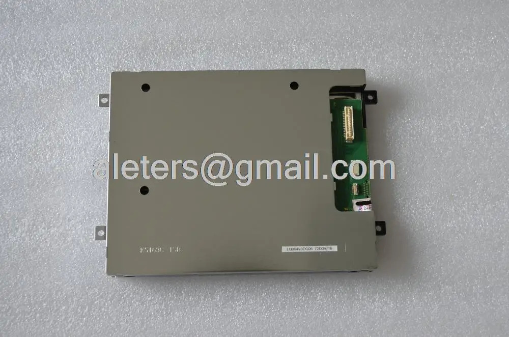 LCD 패널 LQ064V3DG06