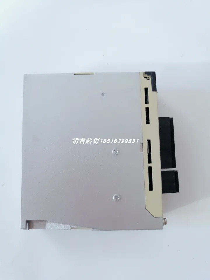 SGDS-02A12AY27 Yaskawa 서보 드라이버 포장