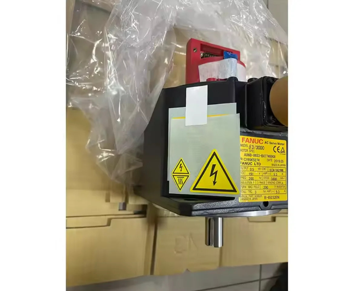 A06B-0033-B077 Fanuc AC 서보모터 12개월 A06B0033B077