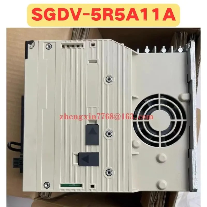 SGDV-5R5A11A SGDV 5R5A11A 서보 드라이브 신