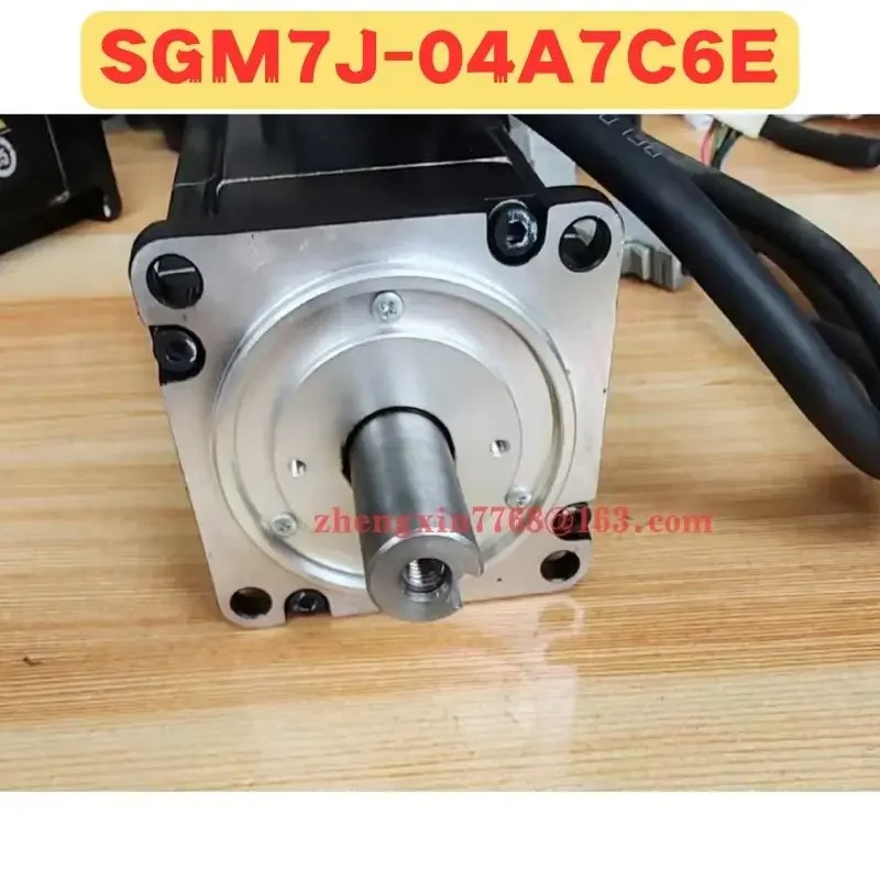 리퍼 서보모터 SGM호환7J-04A7C6E SGM호환7J 04A7C6E 정상 기능 완료