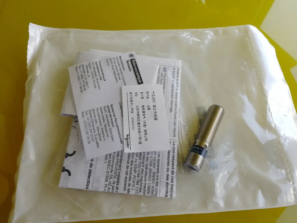 슈나이더 센서 XS1N12PC410D 납품 협의