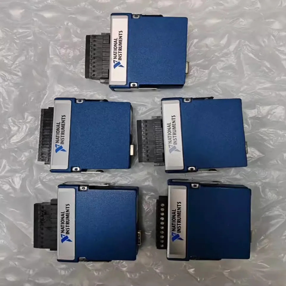 미국 NI 9472 디지털 모듈 캡처 카드 779137-01 8채널 24V