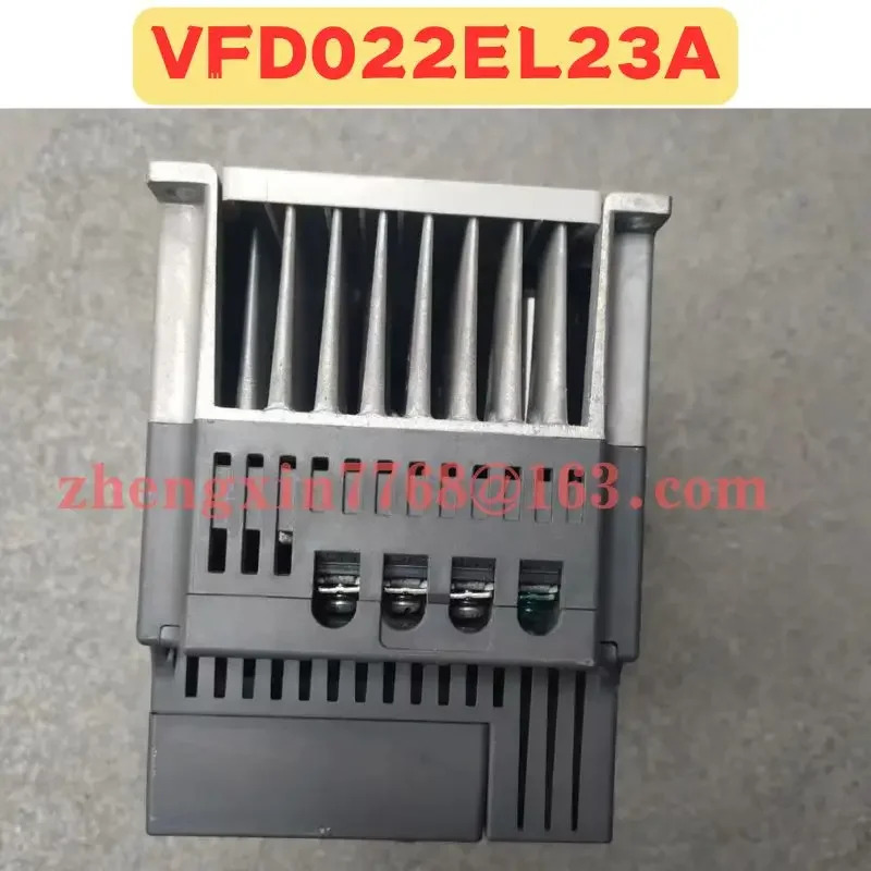 리퍼 주파수 변환기 정상 기능 완료 VFD022EL23A