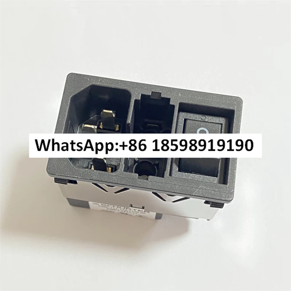 KMF1 1211 11 내장형 필터 소켓  정격 125V AC 1A 2극 스위치
