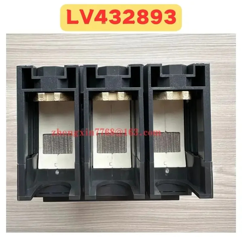 회로차단기 LV432893 신