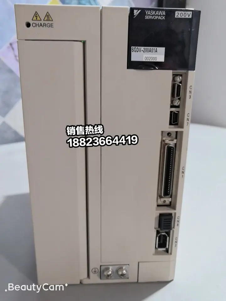 Yaskawa 서보 드라이브 포장 SGDV-200A01A/SGDV-200A01A002000