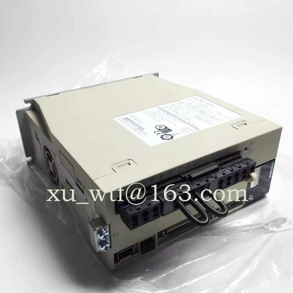 오리지널 서보 드라이버 SGD7S-5R5A00A SGD7S-5R5A00A002 SGD7S-5R5A00A202 신