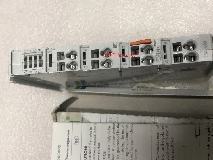 오리지널 WAGO IO 모듈 750-430 8DI 24VDC 3.0ms 0.08-25 Mm