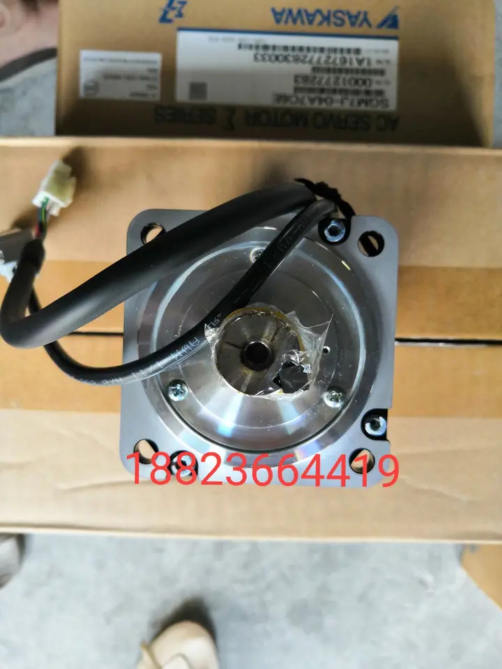 SGM호환7J-08A7C6S Yaskawa 서보모터 포장