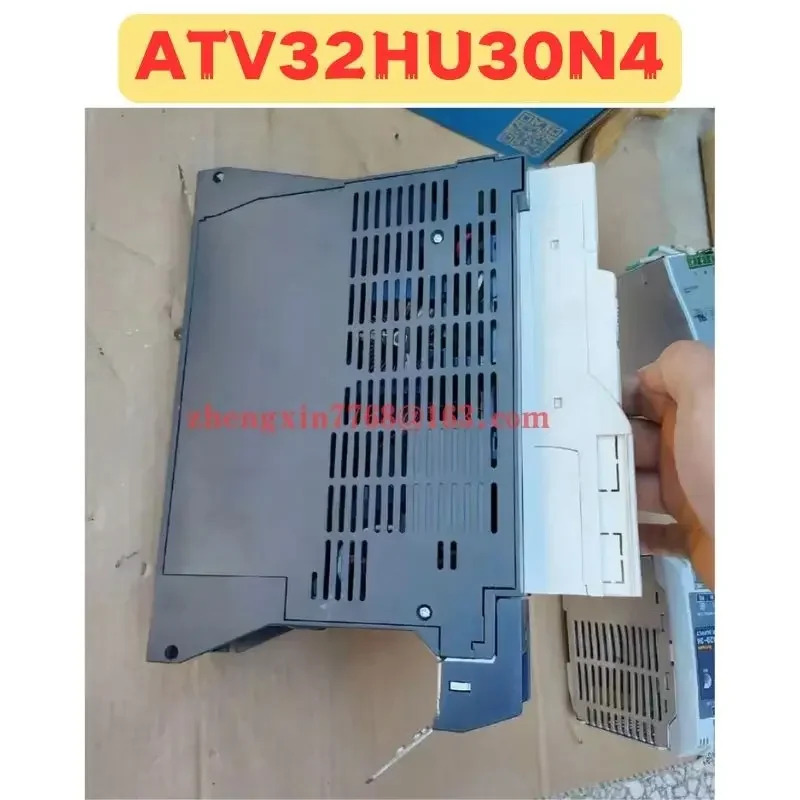 리퍼 주파수 변환기 정상 기능 완료 ATV32HU30N4