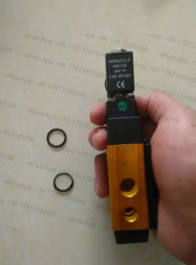 341N01-8993-4889803D 미국 솔레노이드 밸브