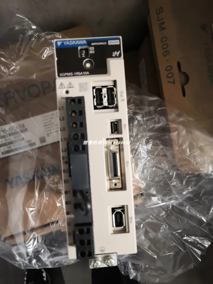 SGPMS-1R5A10A Yaskawa 서보모터 포장