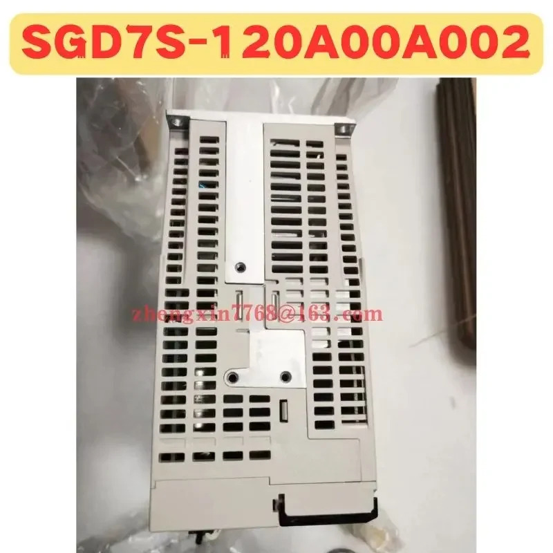 SGD7S-120A00A002 서보 드라이브 SGD7S 120A00A002 신