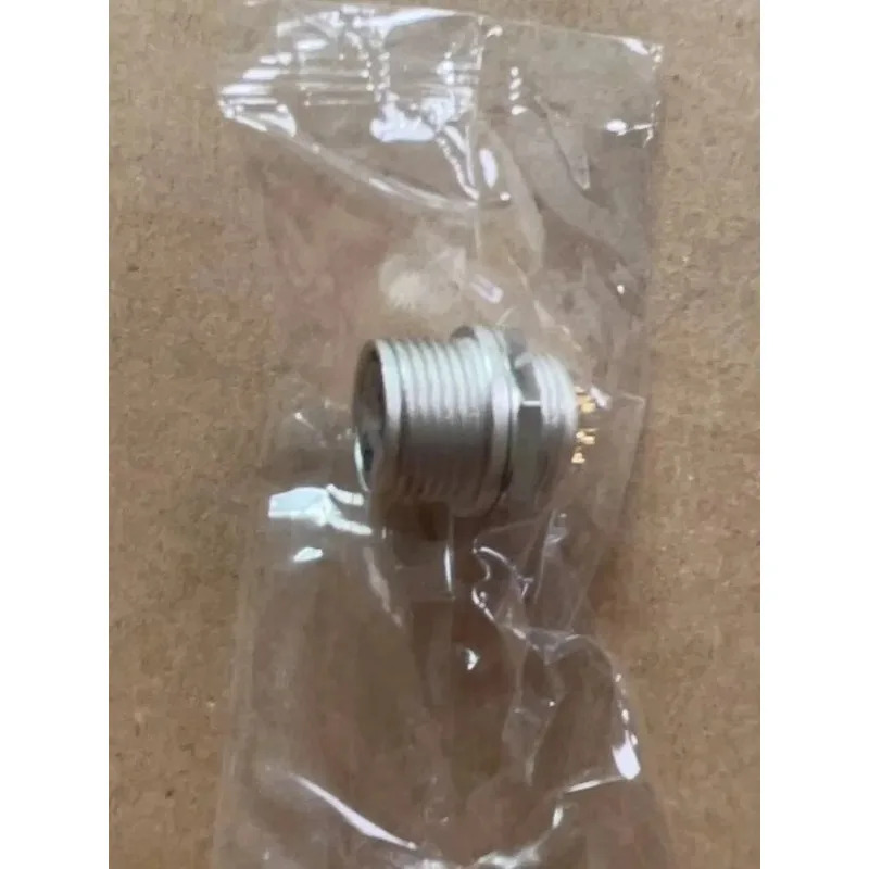 커넥터 플매트 카펫 러그 소켓 R03-R6F ER03-R6F