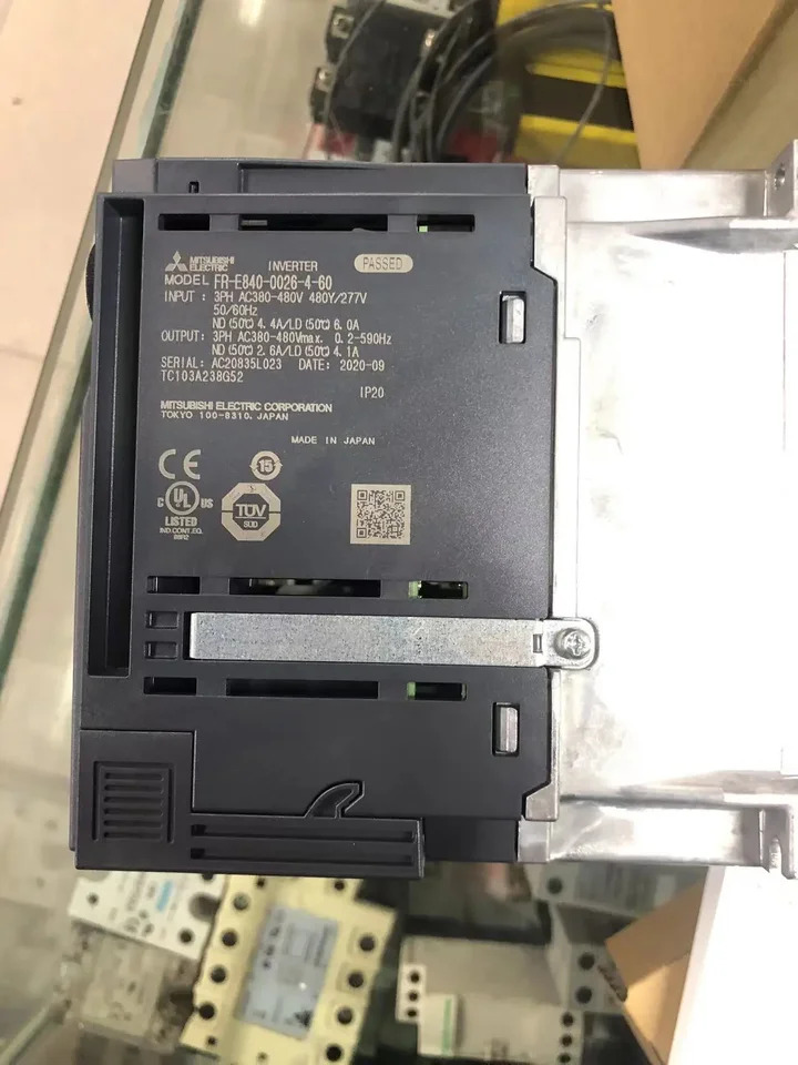 미쓰비시호환 범인버터 FR-E840- 0026-4-60 0.75KW 신