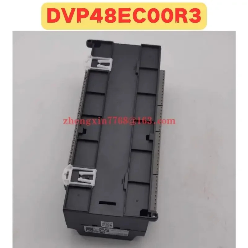 리퍼 PLC 컨트롤러 DVP48EC00R3 정상 기능 완료