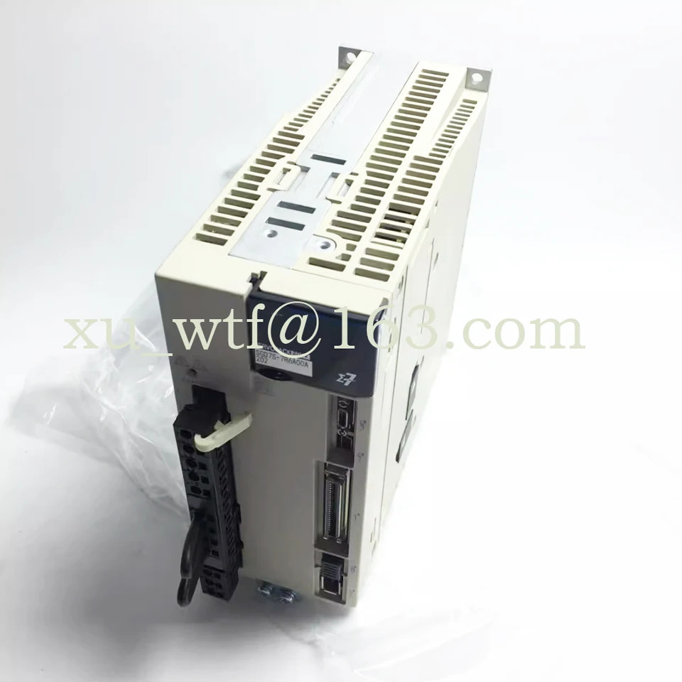 오리지널 서보 드라이버 SGD7S-5R5A00A SGD7S-5R5A00A002 SGD7S-5R5A00A202 신