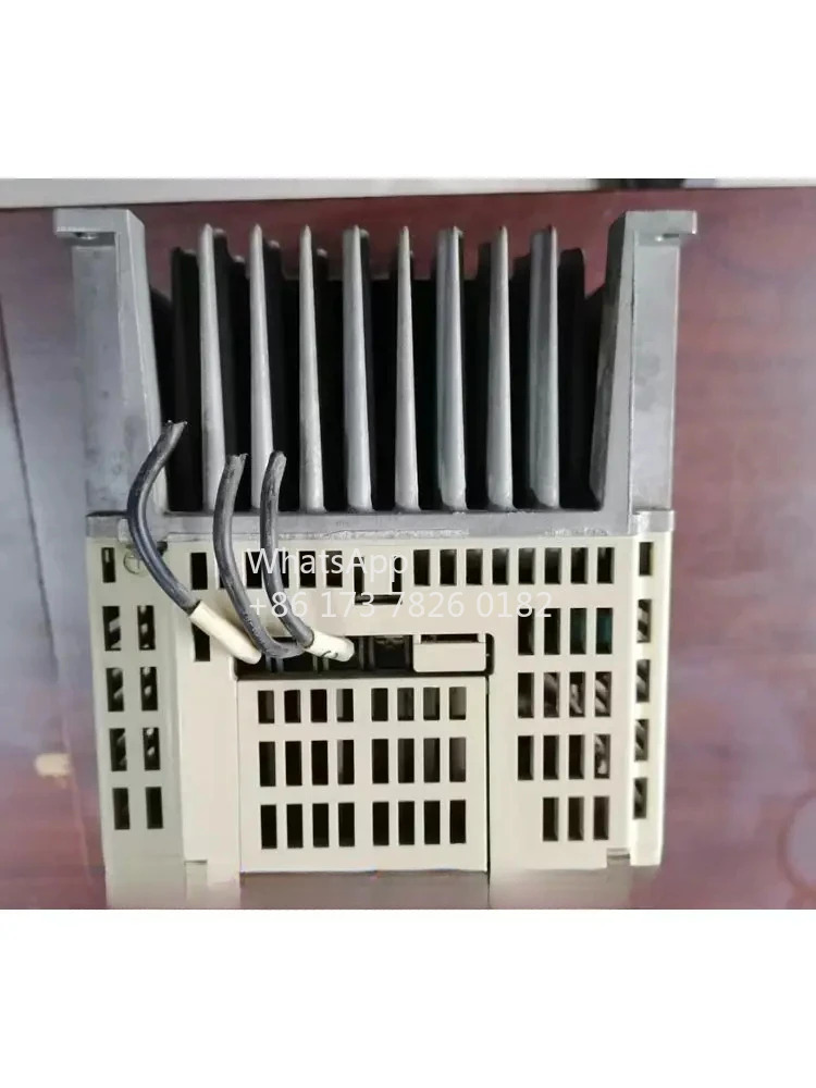 CIMR-J7AA43P7 리퍼 J7 시리즈 인버터 400V 3PHASE 3.7kW 기능 OK
