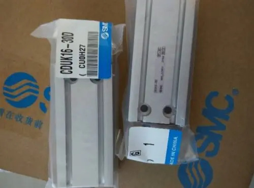CDUK16-30D CDUK1630D SMC 실린더