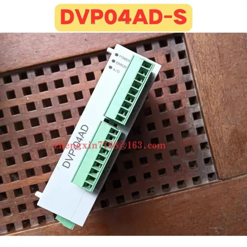 리퍼 PLC 모듈 DVP04AD-S DVP04AD S 정상 기능 완료