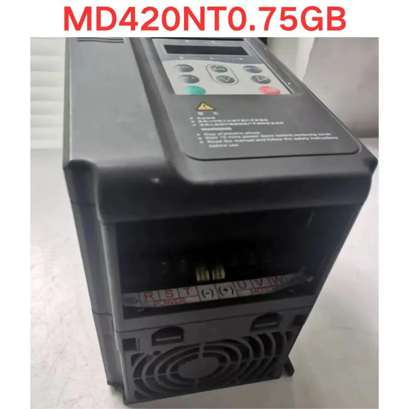 리퍼 Inovance MD420NT0.75GB 주파수 변환기 0.75KW 기능 OK