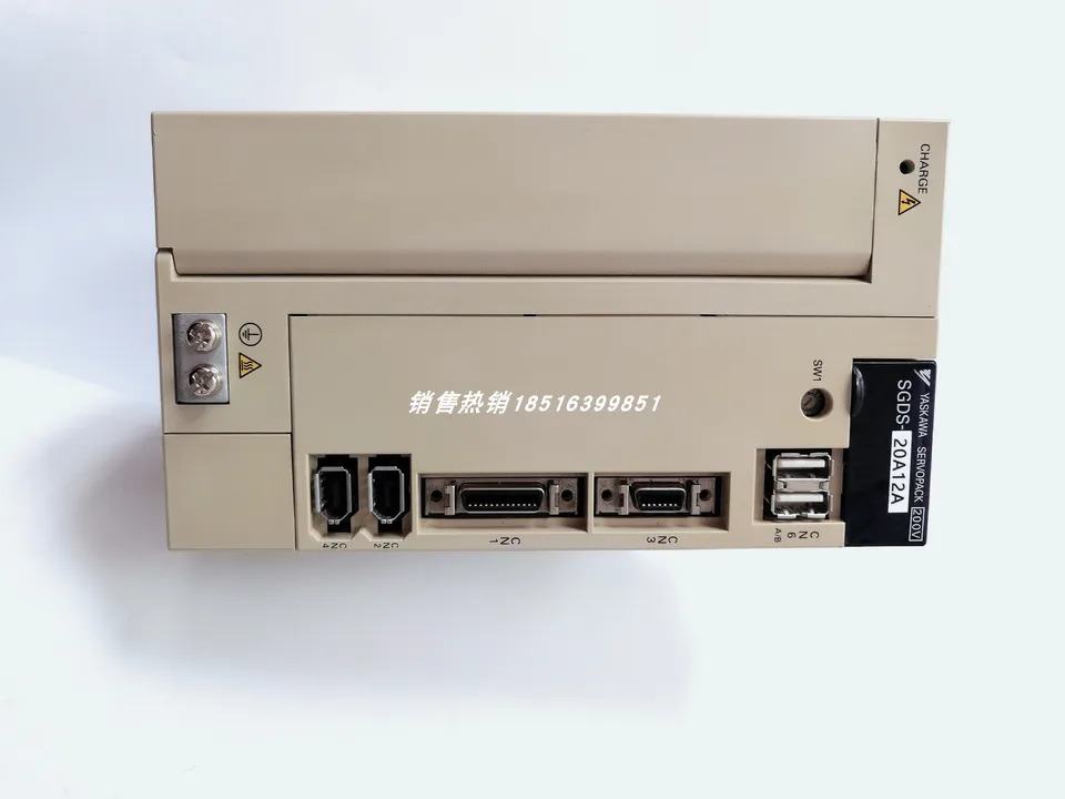 SGDS-20A12A Yaskawa 서보 드라이브 포장