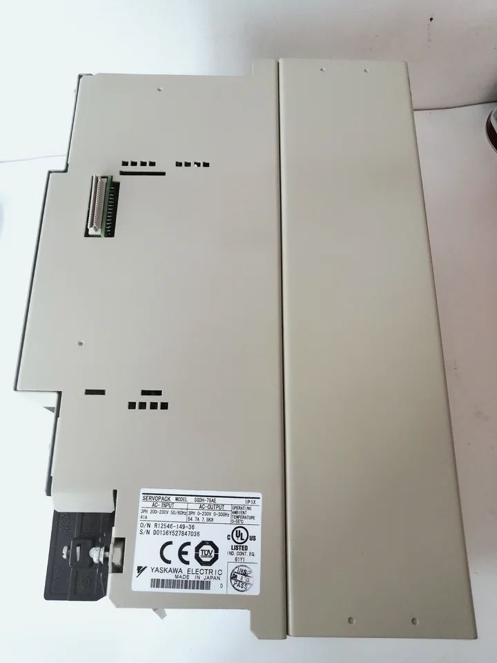 SRDA-SDA06A01A-E Yaskawa 드라이버 오리지널 포장 서플라이 신