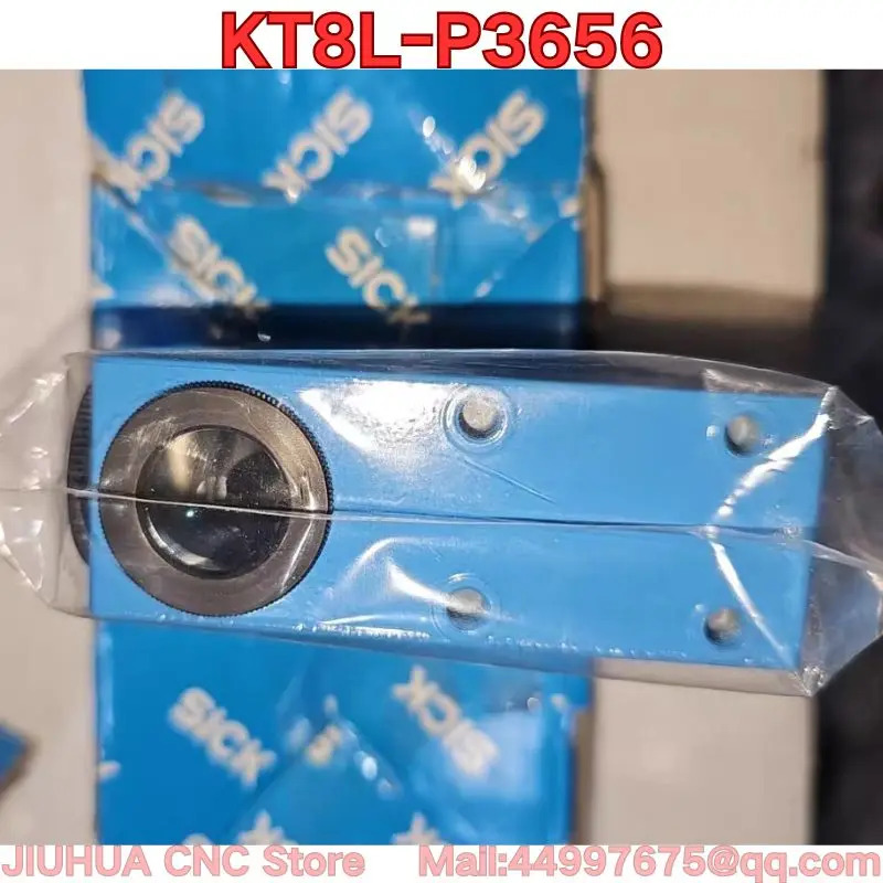 KT8L-P3656 형광 센서