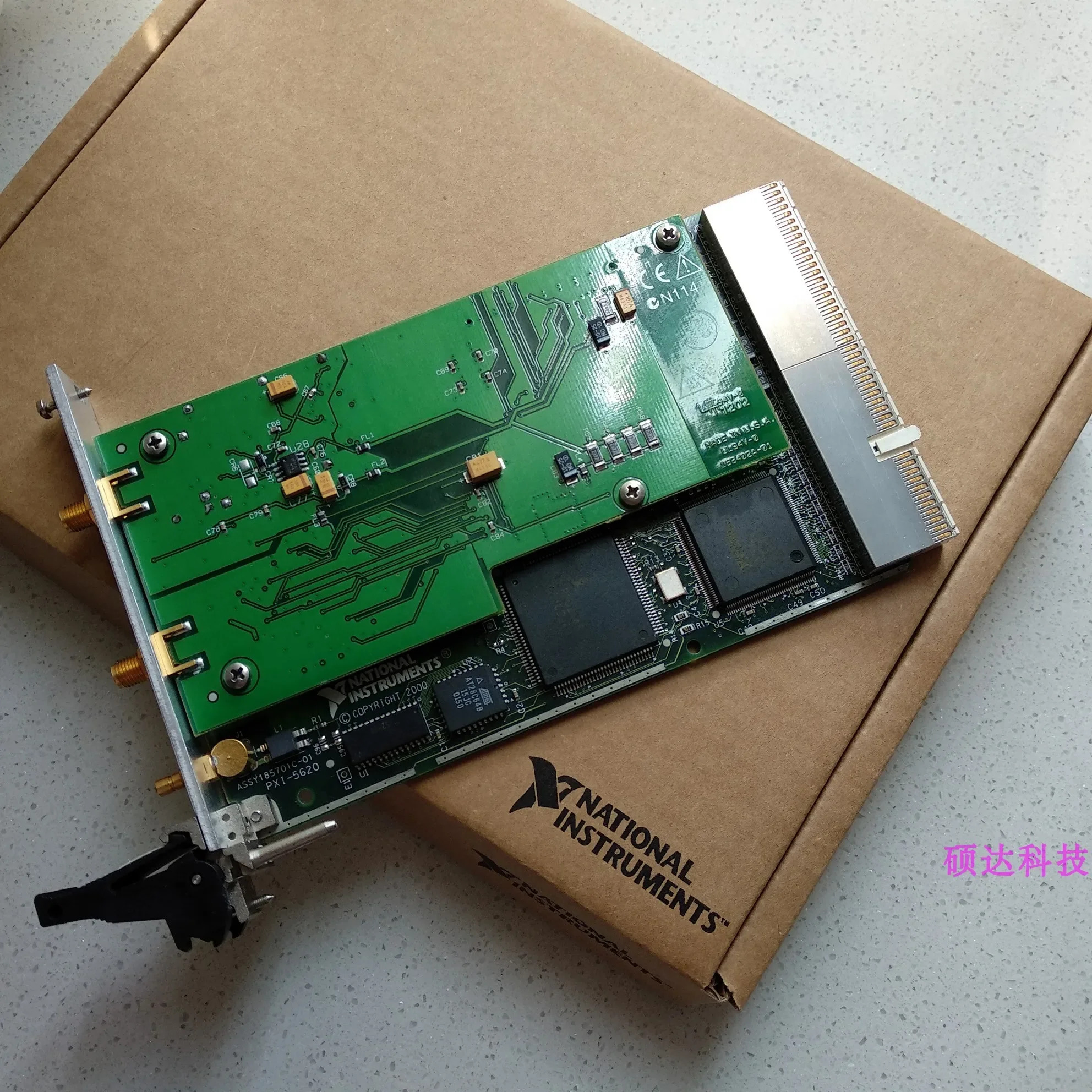 NI PXI-5621 디지타이저 14 비트 VIP 확
