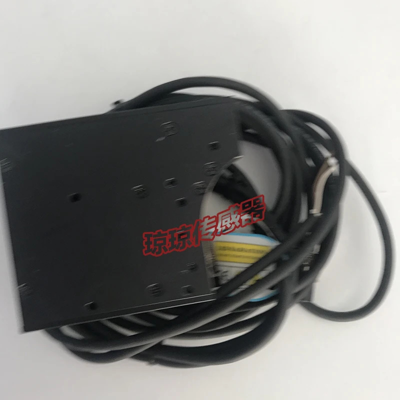OPT-CLLM6545-V2-UV1 머신 비전 광원 실제 촬영
