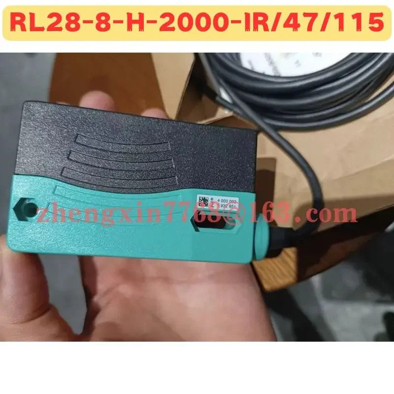 확산 반사 광전센서 RL28-8-H-2000-IR/47/115 신