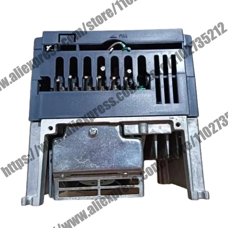 오리지널 FRN3.7C1S-4C VFD 인버터