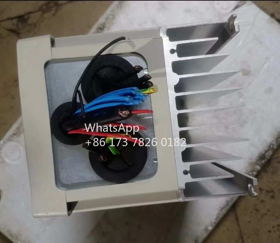VFD007B23A 리퍼 인버터 0.75kW/1hp호환 230V 3PHASE 작동 기능 OK