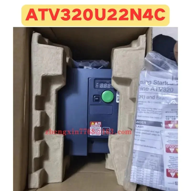 오리지널 주파수 변환기 ATV320U22N4C 신