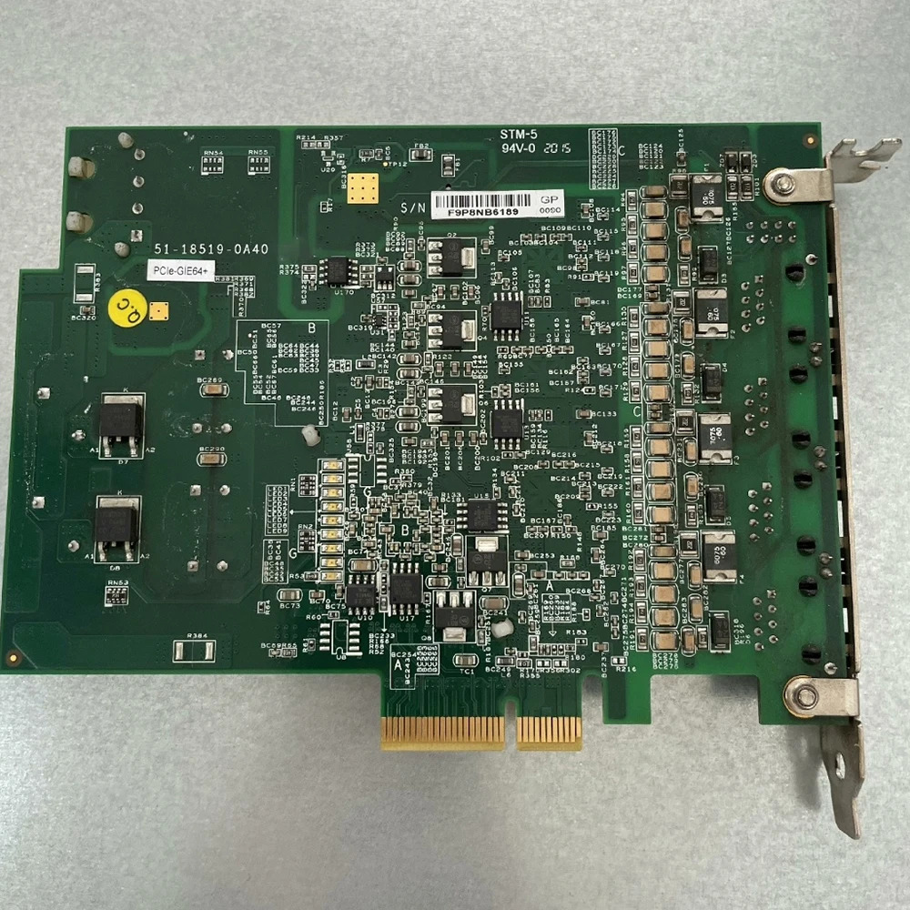 ADLINK PCIe-GIE64 51-18519-0A40카드용