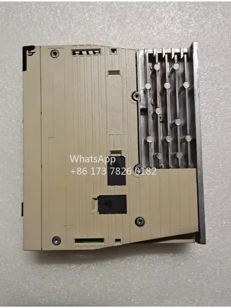 SGDV-1R6A11B 리퍼 서보 드라이브 200W 기능 OK