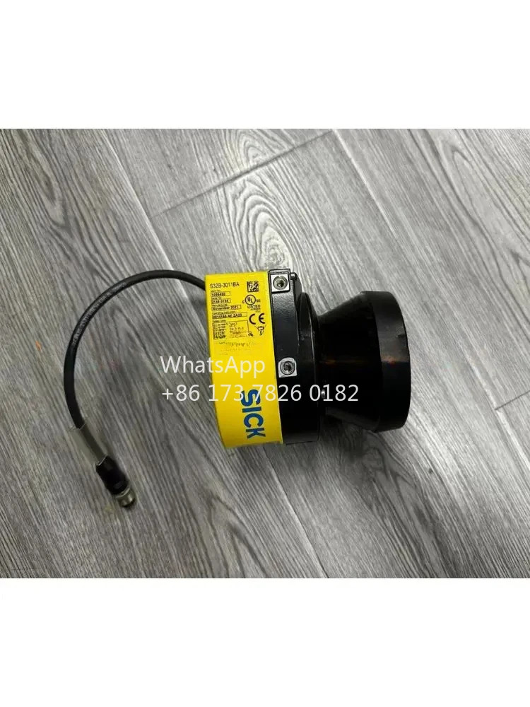 S32B-3011BA 리퍼 레이저 안전 스캐너 1056430 기능 OK