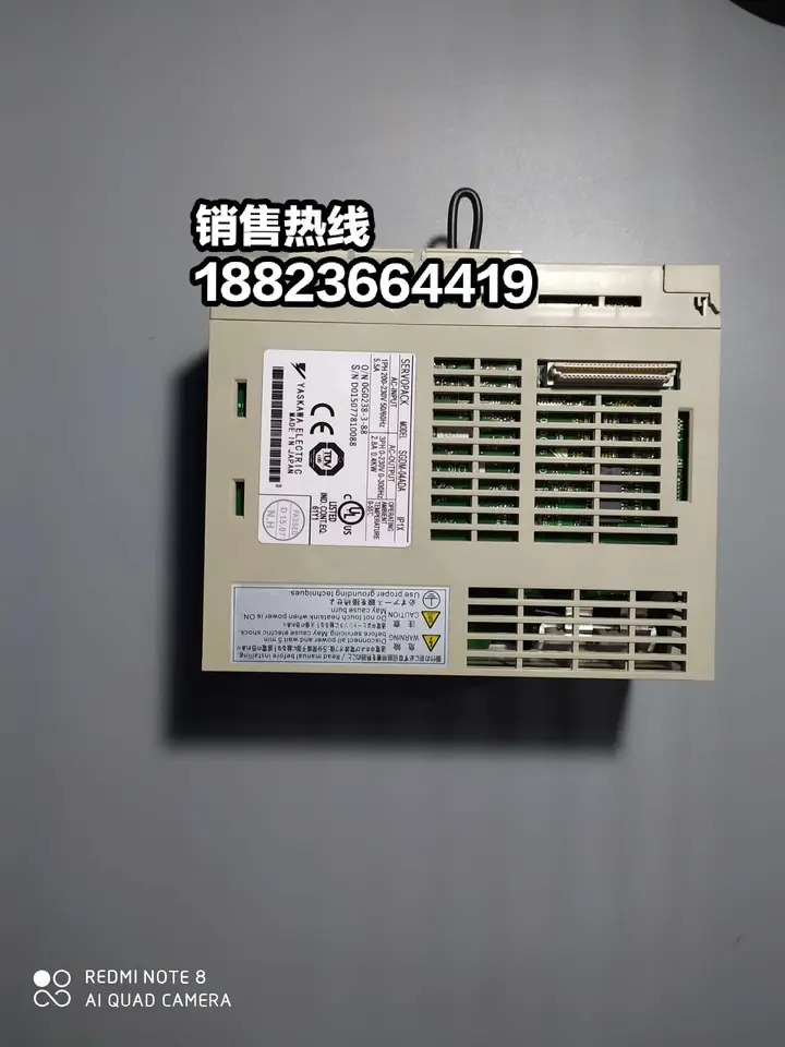 SGDM-04ADA Yaskawa 서보 드라이버 포장
