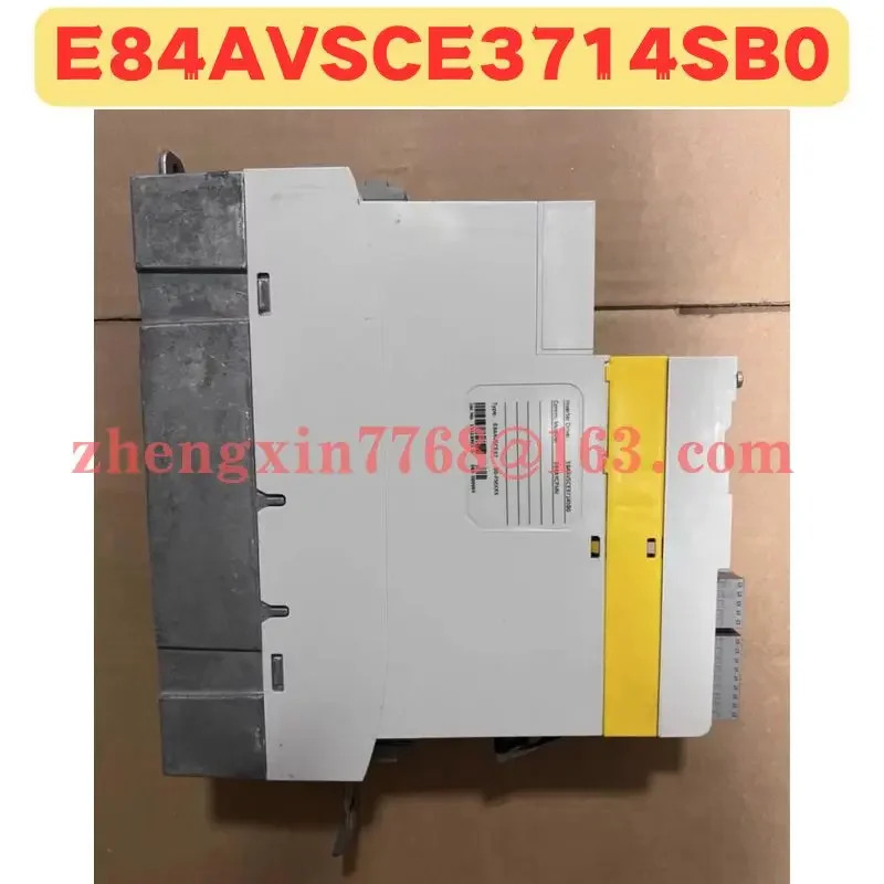 리퍼 주파수 변환기 정상 기능 완료 E84SCE3714SB0