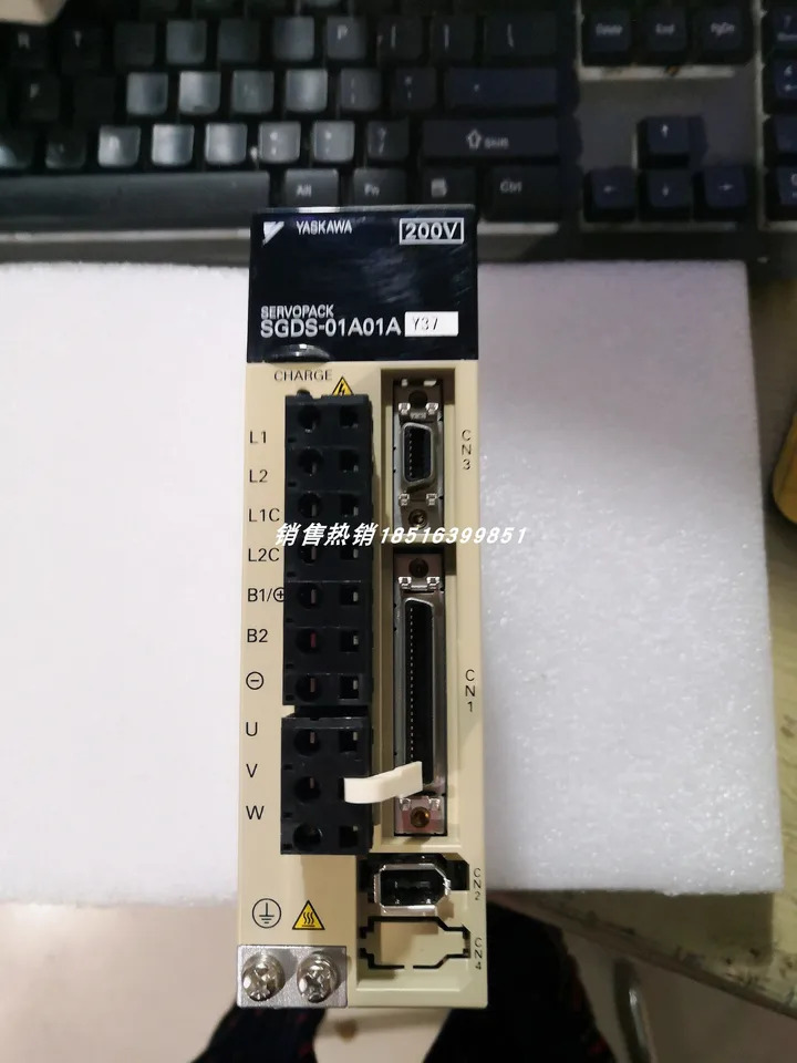 SGDS-01A01AY37 Yaskawa 서보 드라이버 포장