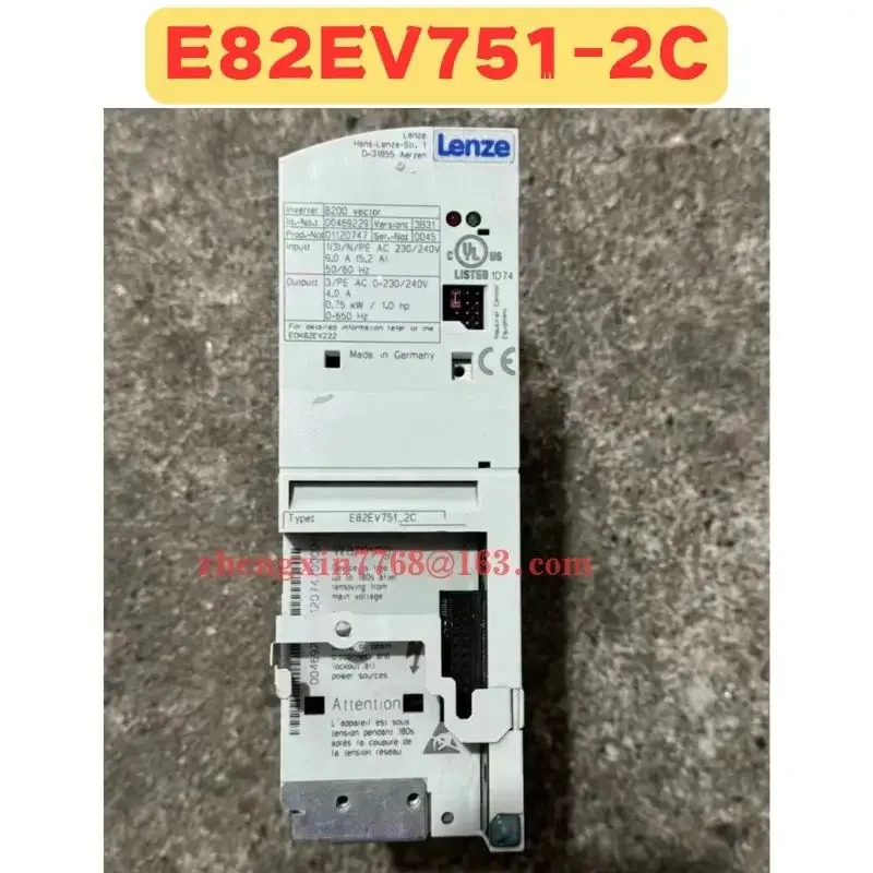 리퍼 주파수 변환기 E82EV751-2C 정상 기능 완료 E82EV751 2C