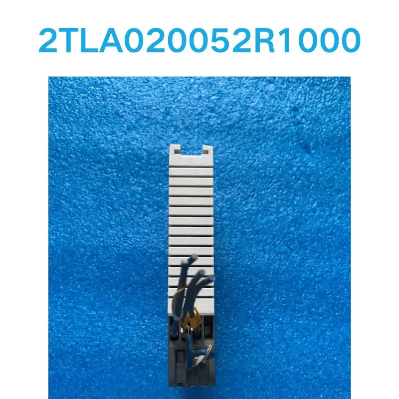 안전 릴레이 제어 장치 리퍼 OK 2TLA020052R1000