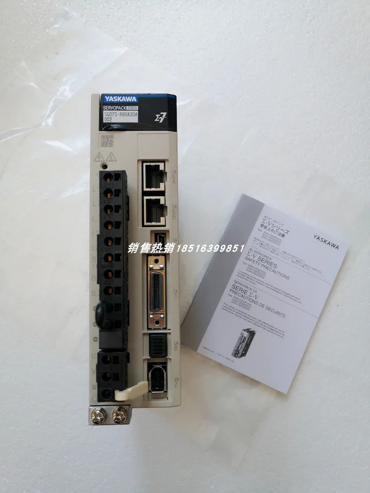 Yaskawa 서보 드라이브 SGD7S-R90A30A002 SGD7S-R90A20A 신