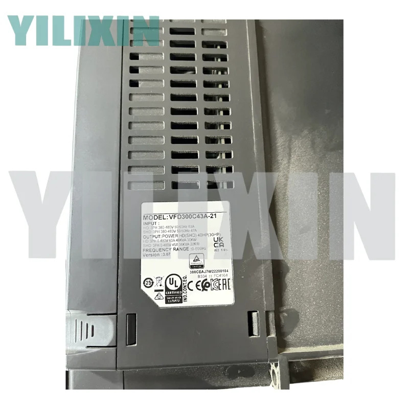 VFD300C43A-21 C2000 주파수 변환기