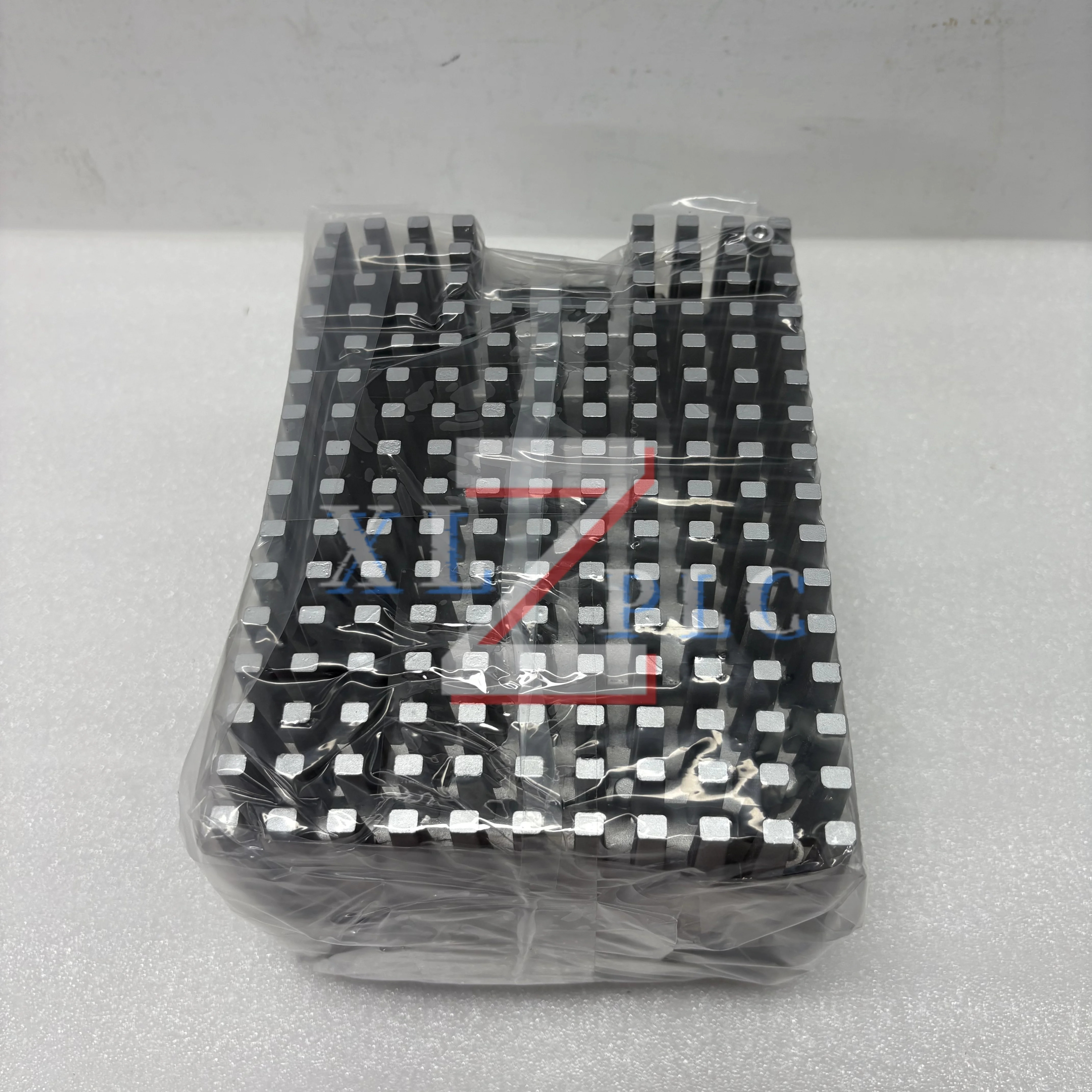 서보 드라이버 원본 E82MV751-4B001 E82MV751-4B151