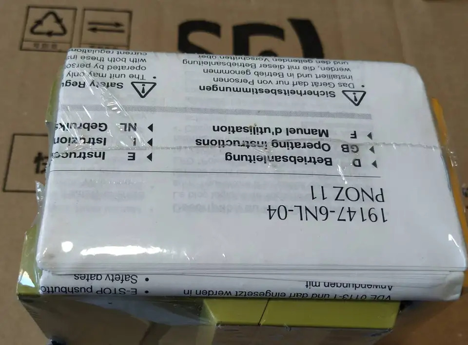 PNOZ 안전 릴레이 피델리티 일련 774080 24V