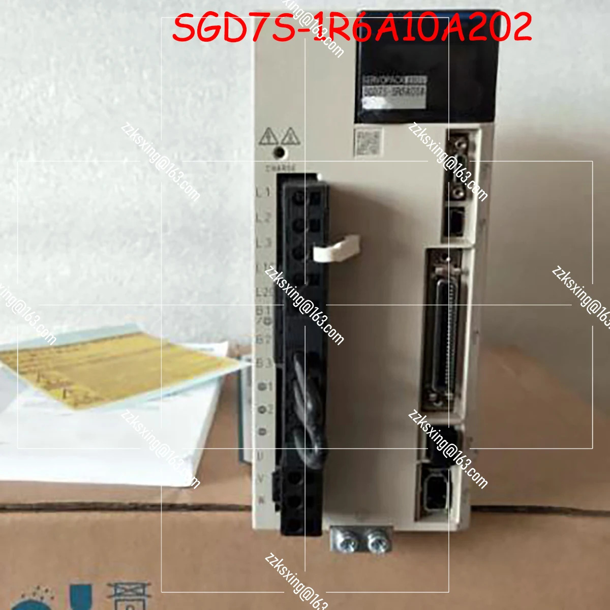 SGD7S-1R6A10A202 오리지널 서보 드라이버 신