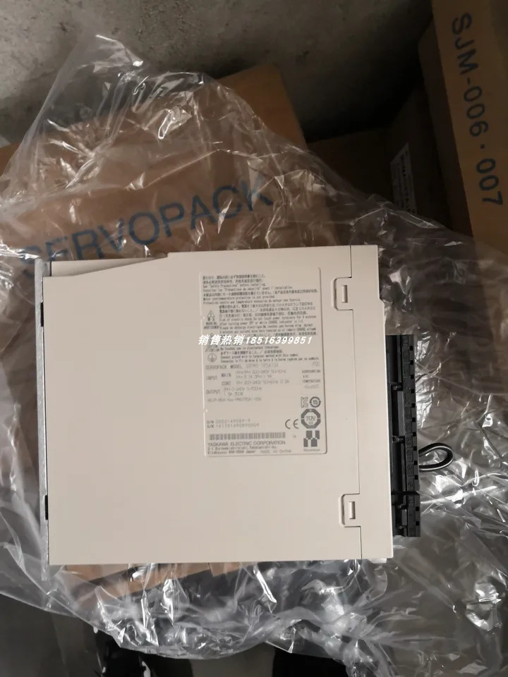 SGPMS-1R5A10A Yaskawa 서보모터 포장