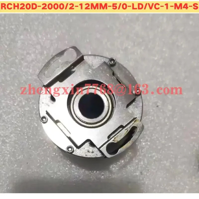 리퍼 인코더 RCH20D-2000 2-12MM-5 0-LD VC-1-M4-S 정상 기능 완료